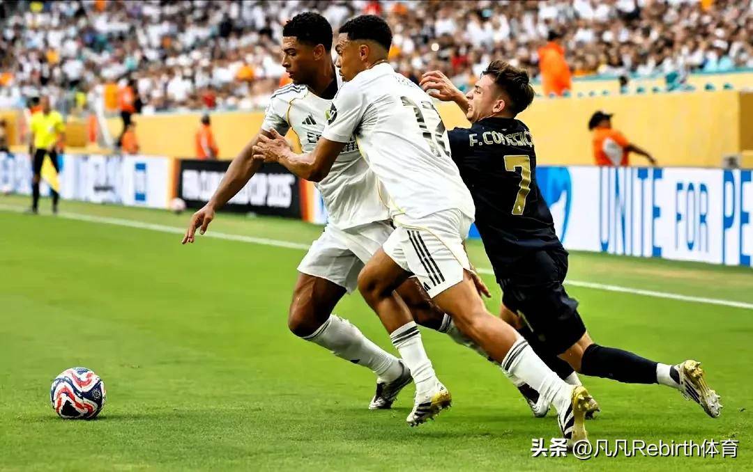 姆巴佩重返赛场，重返赛场首场状态出色，湖人观众沸腾！